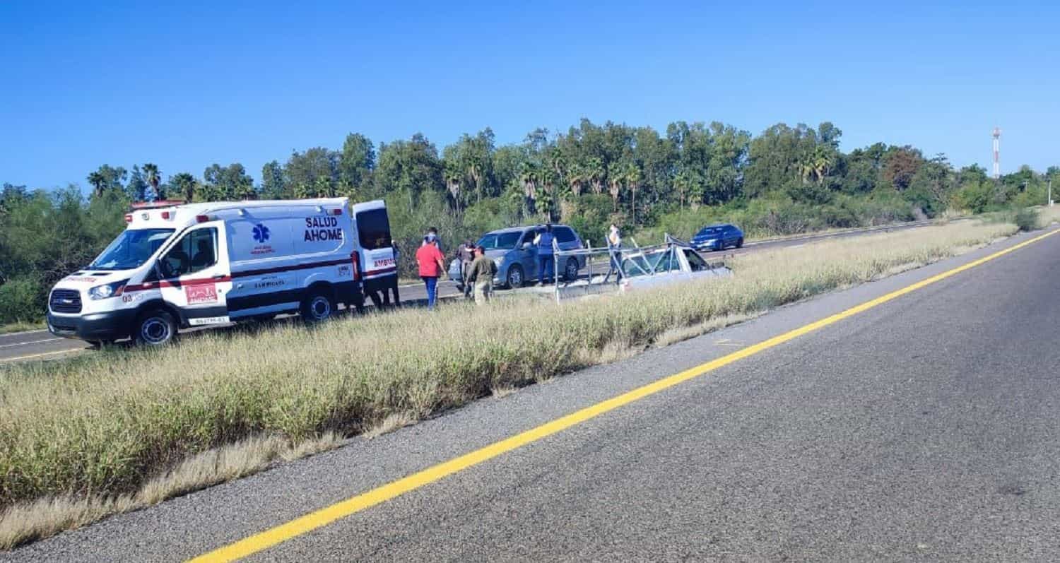 Se accidentan albañiles por la México 15, casi vuelcan