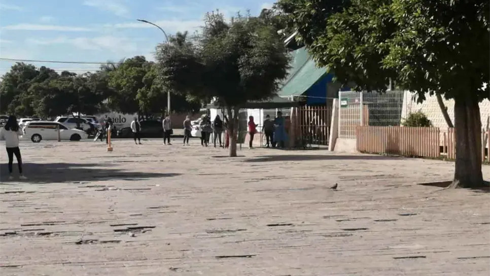 Riesgo mínimo para menores y embarazadas en esta ola de contagios: IMSS