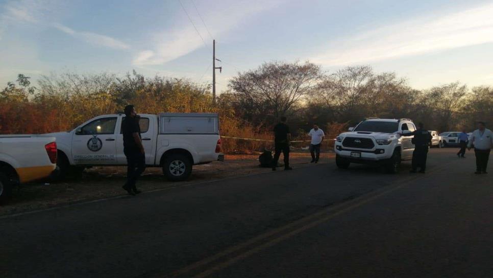 Mueren dos motociclistas tras derrapar en carretera de Badiraguato