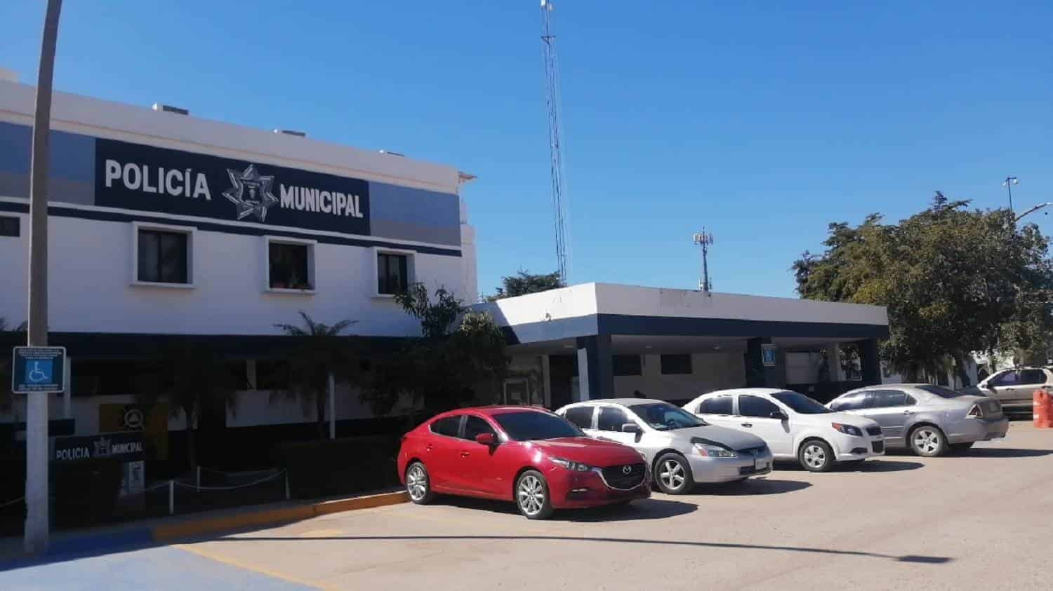 «Suicidio fue en un punto ciego de las cámaras de barandilla, no me cuadra»: Gerardo Vargas