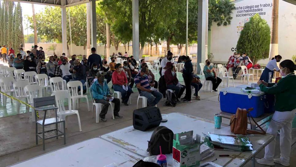 Activan dos puntos de vacunación en zonas rurales de Guasave y Angostura