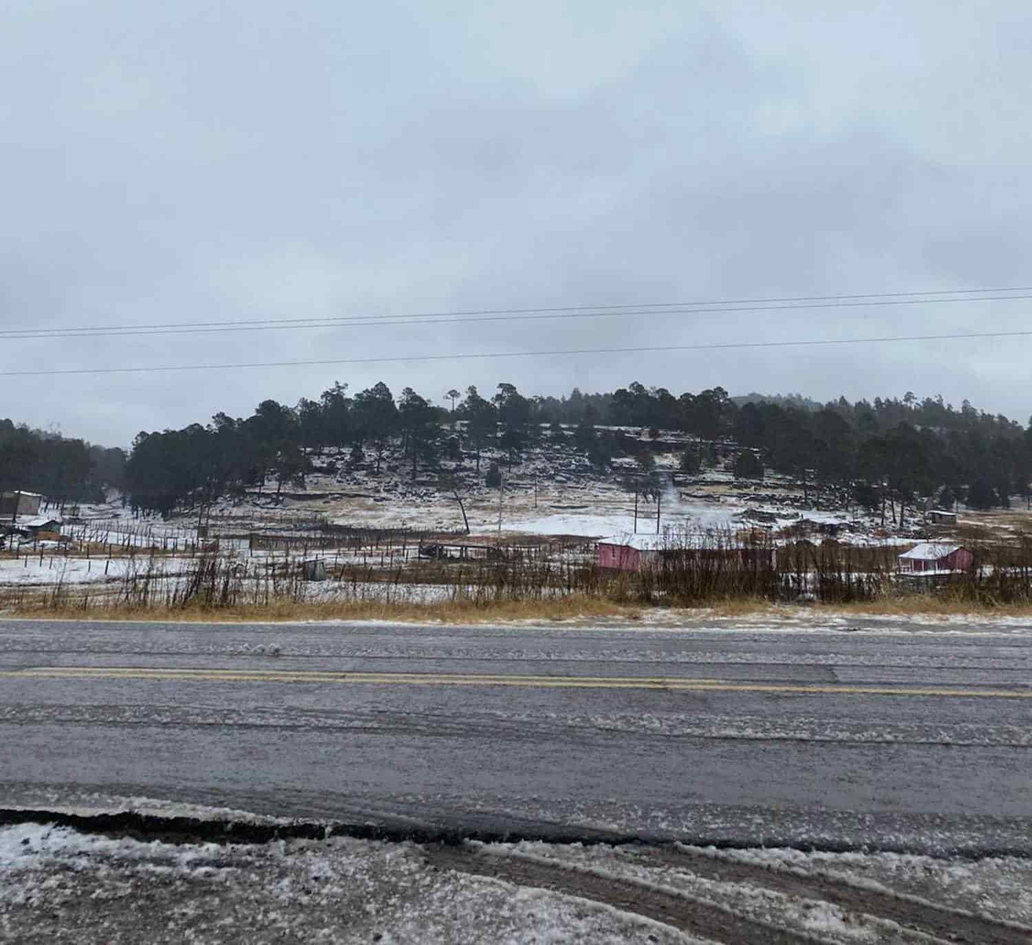 Piden precaución a personas que visitarán zona nevada en la sierra de Durango