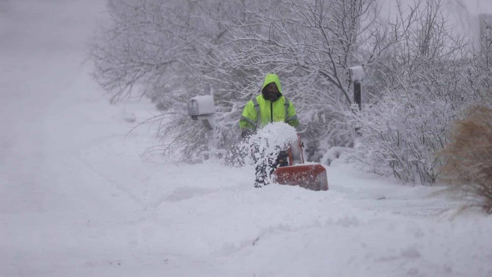 Más de 5 mil vuelos cancelados por tormenta en EEUU