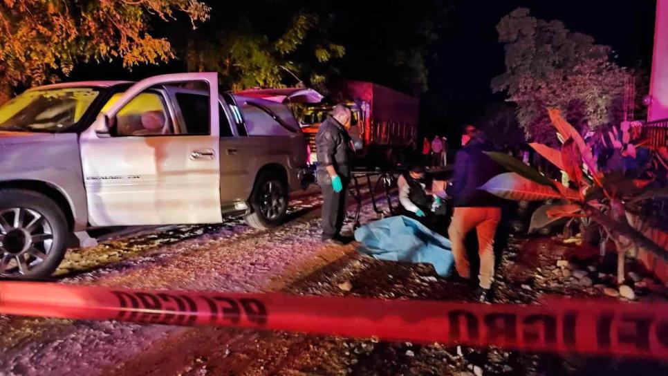 Muere motociclista al chocar contra un camión  en el 5 de Mayo