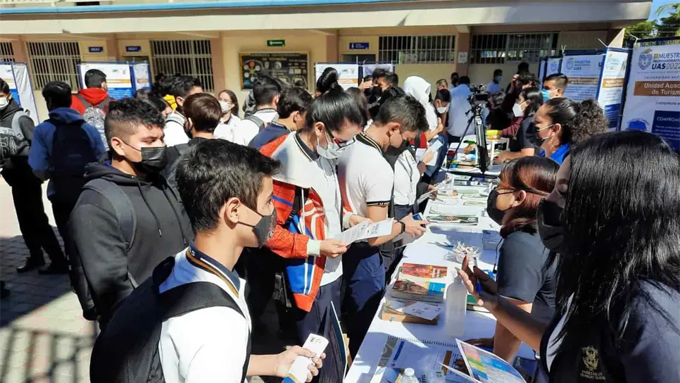 Inauguran la XVl Muestra Profesiográfica 2022 en Mazatlán