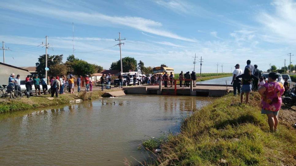 Flota cadáver en canal Santa Martha, sindicatura de Costa Rica