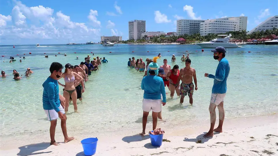 México captó 19.795 millones de dólares por turismo internacional en 2021