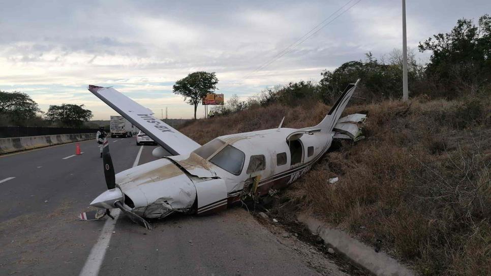 Avioneta se cae por falla mecánica sobre la Mazatlán-Culiacán