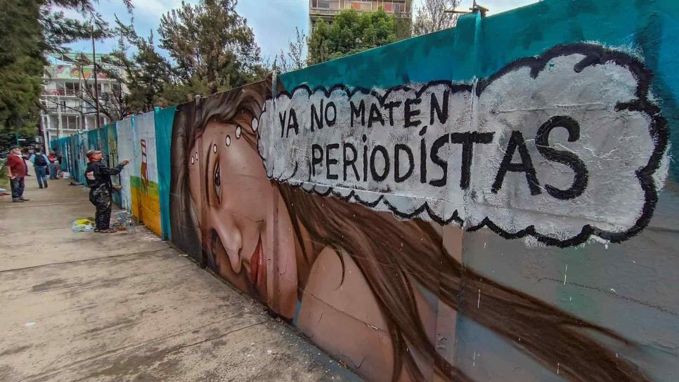 Pintan mural en México pidiendo justicia por los seis periodistas asesinados