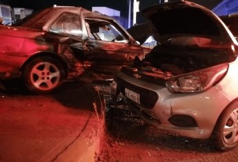 Aparatoso accidente en la costerita deja una mujer lesionada