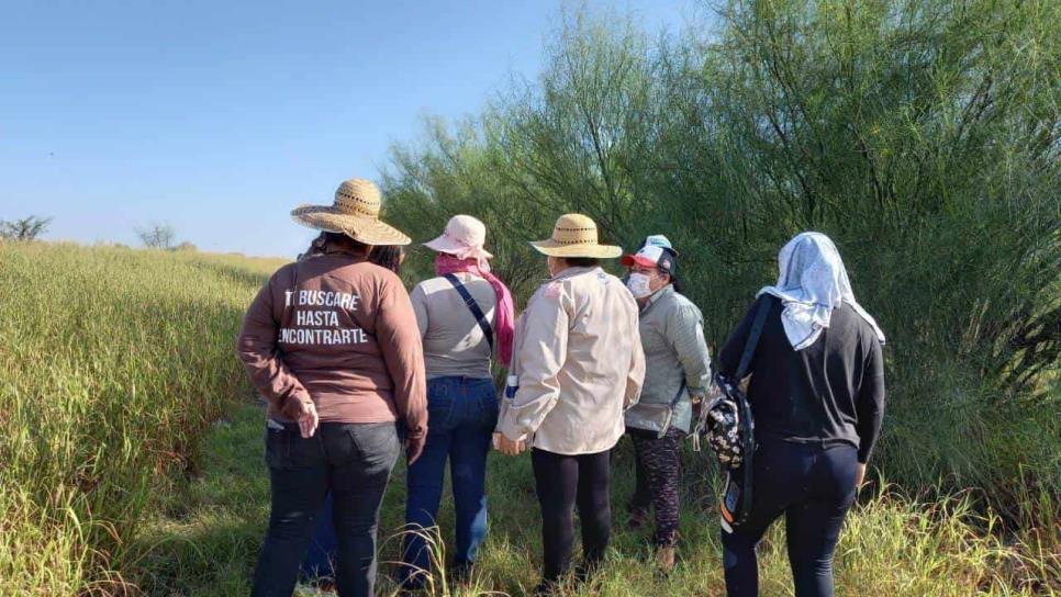 Rastreadoras de El Fuerte buscan adquirir dron para localizar fosas clandestinas