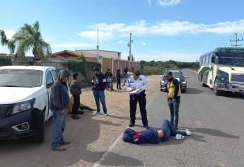 Choque entre camioneta y motocicleta en Higuera de Zaragoza deja dos lesionados