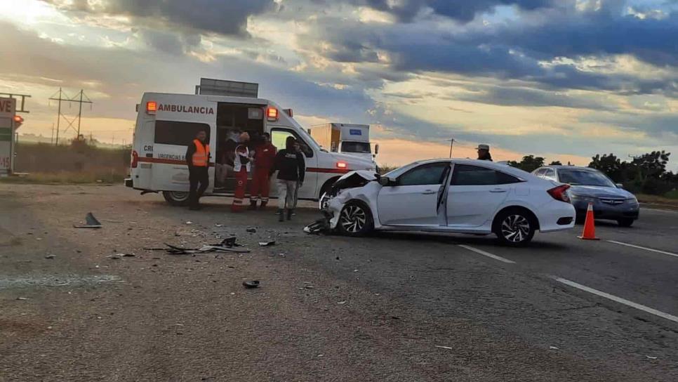 Choque en la México 15 en Guasave deja tres lesionados