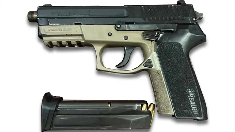 Policías estatales aseguran a hombre armado en Culiacán