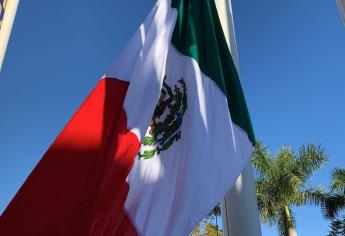 Conmemora la UAS el Día de la Bandera de México