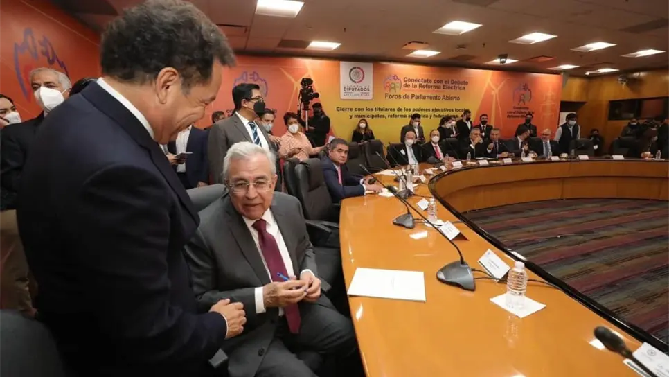 ¡Adiós al calor! Rocha propone centrales de energía eléctrica limpia en Sinaloa