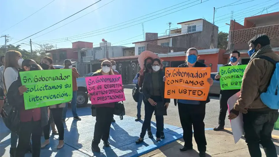 No hay negociación en Conalep; los trabajadores recurrirán a un amparo