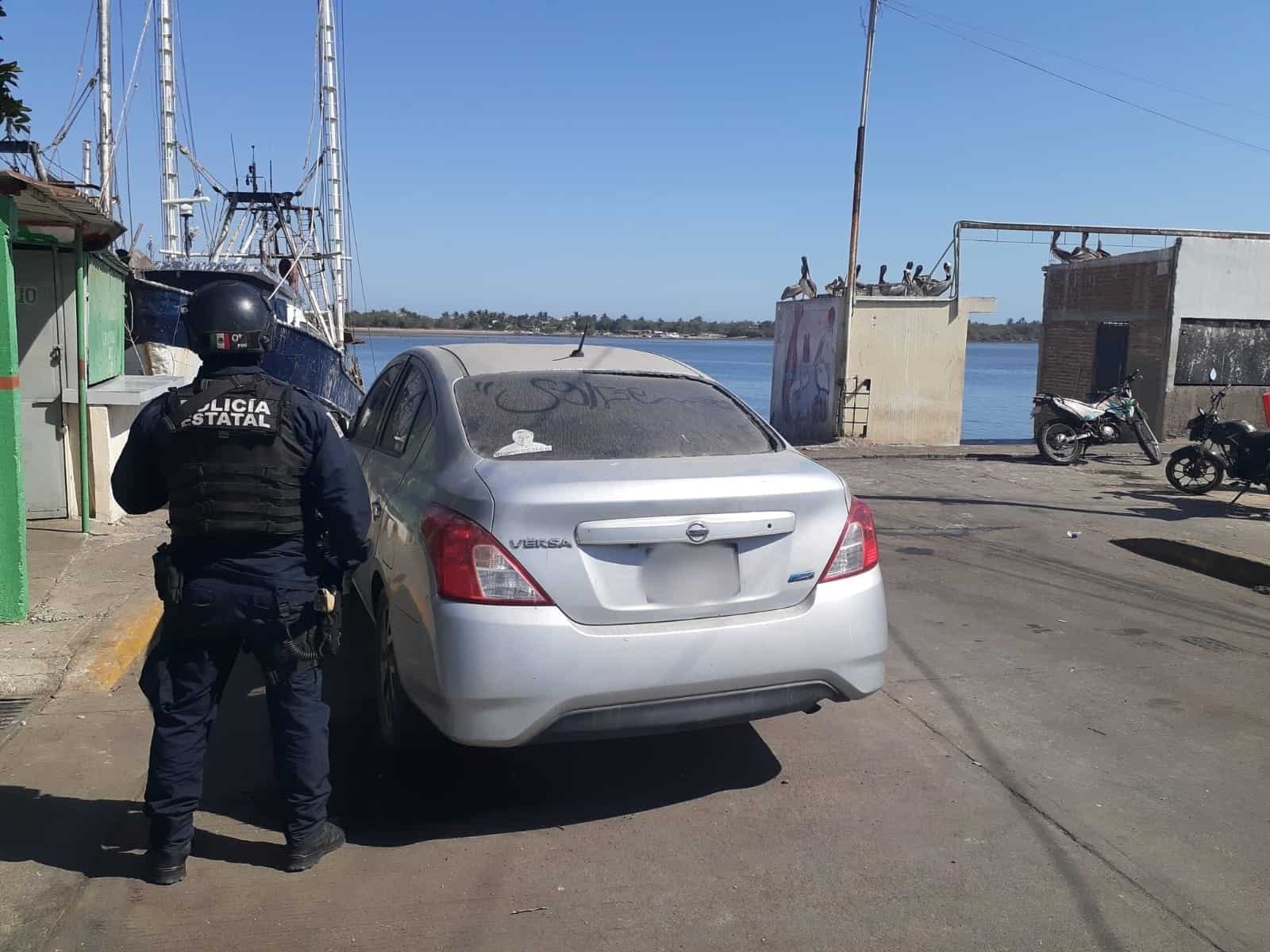 Policías aseguran automóvil con reporte de robo en operativo del Carnaval