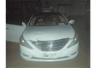 Policías recuperan camioneta con reporte de robo en el extranjero
