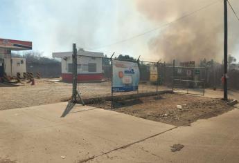 Incendio se sale de control y provoca daños por miles de pesos, en autolavadode Culiacán