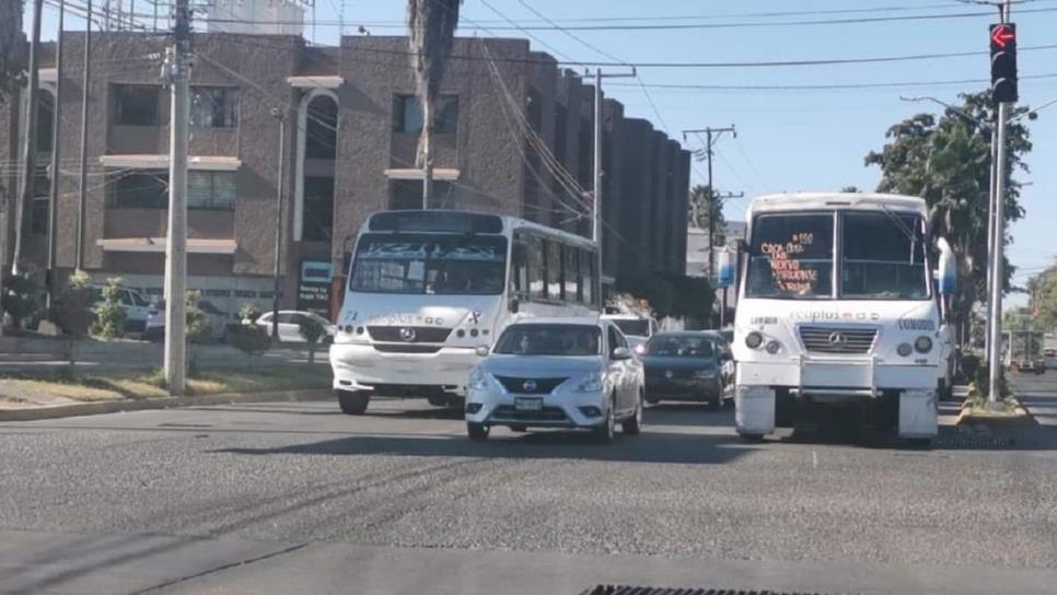 Posible aumento al transporte preocupa a usuarios de Los Mochis