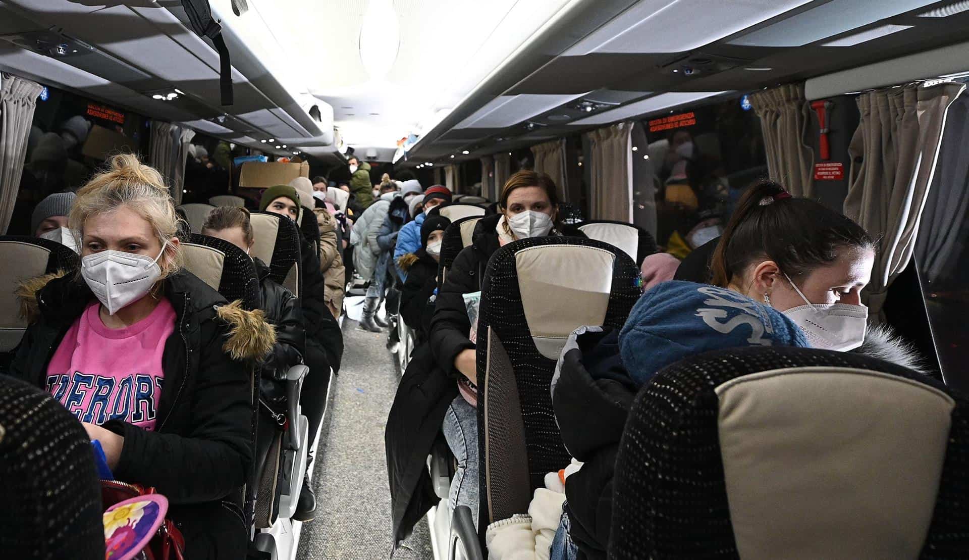 La cifra de refugiados de Ucrania ya supera los dos millones, según la ONU