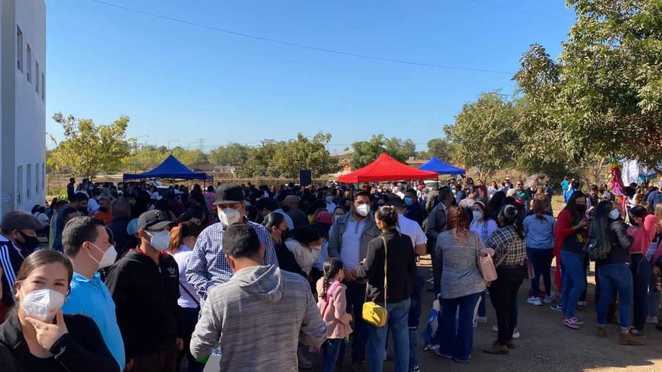 Se manifiestan 3 mil maestros de la zona sur en la SEPyC