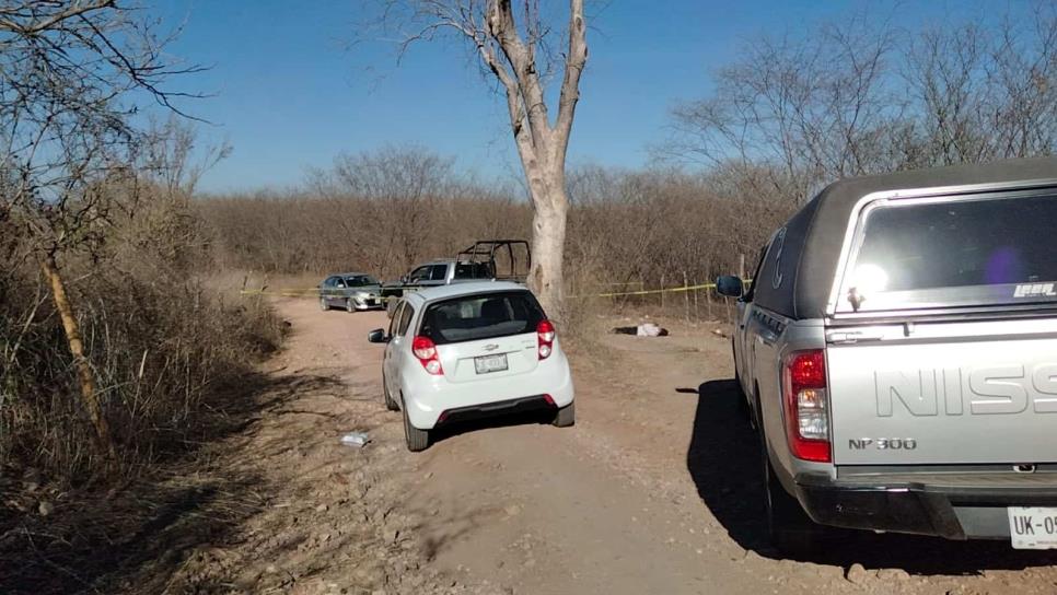 Encuentran a hombre ejecutado y encintado en La Pitayita