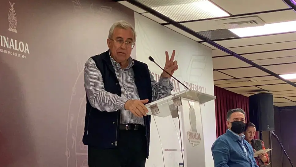 No es de maestros responsables hacer «pachangas» en sus paros ilegales: critica Rocha Moya