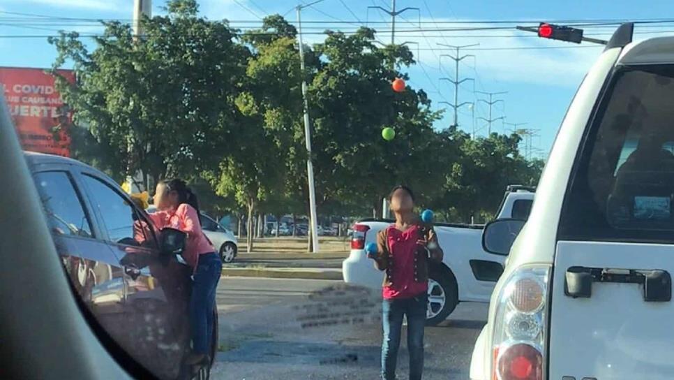 Deserción escolar se refleja con presencia de menores pedigüeños