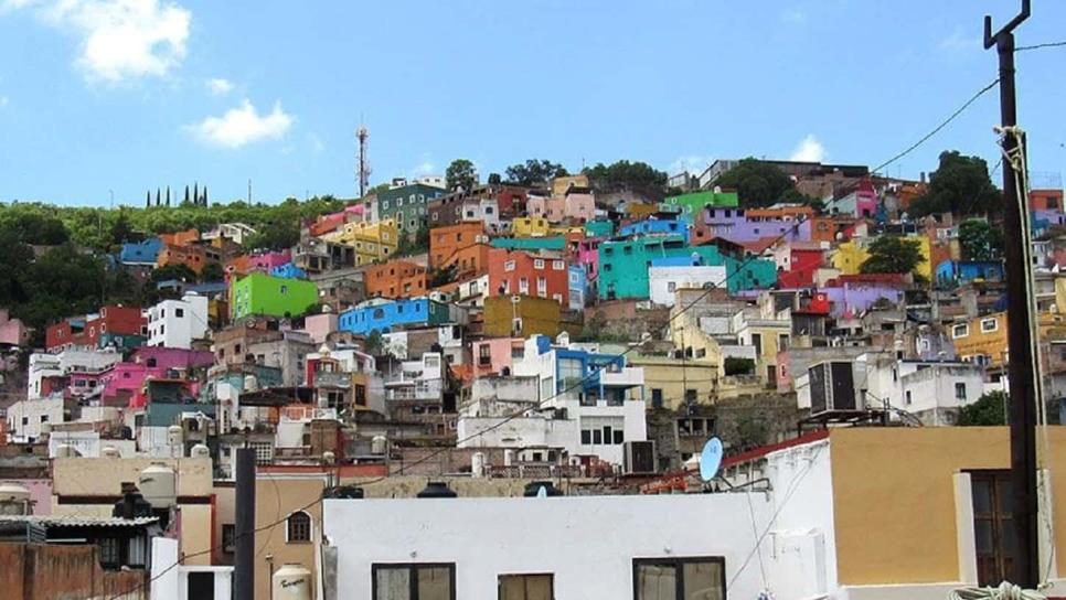 Pintarán mosaico urbano en viviendas de Topolobampo