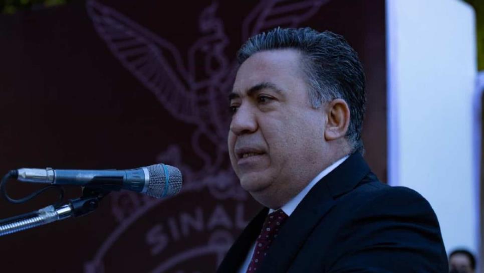 En homenaje a Benito Juárez, Secretario de Gobierno pide que siga en el poder AMLO