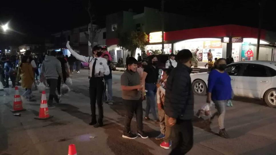 Promotoras viales hacen sus «pininos» en carnavales de Ahome