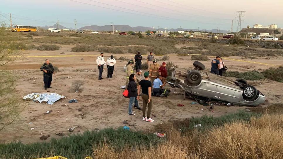 Una mujer de la Marina muerta y 4 lesionados en accidente en la carretera Mochis-Topo