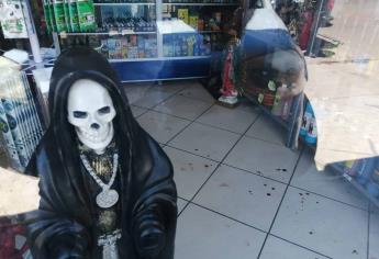 Asaltante hiere de 4 balazos a encargado de tienda esotérica, en Culiacán