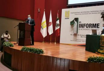 Rector de UAIM rinde su primer informe de labores