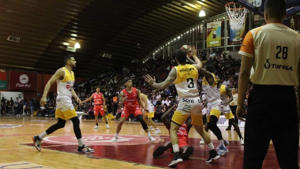 Caballeros de Culiacán cae ante Venados Basketball