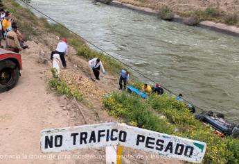 Muere joven tras caer en vehículo a canal en la Bocatoma, El Fuerte