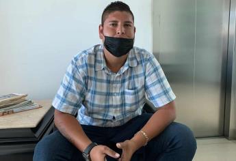 Joven acusado de robo de taxi asegura que solo estaba dormido y que policías lo golpearon