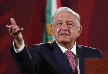 Aprobación de López Obrador repunta a 57 % previo a consulta de revocación