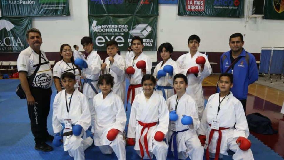 Clasifican 10 sinaloenses en primer día de Karate