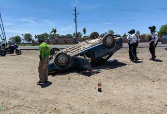 Volcadura en el 18 de Marzo deja 4 lesionados