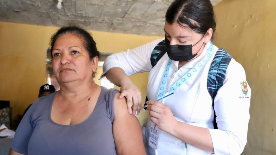 Llaman a evita falsos brigadistas de Salud en vacunación a domicilio