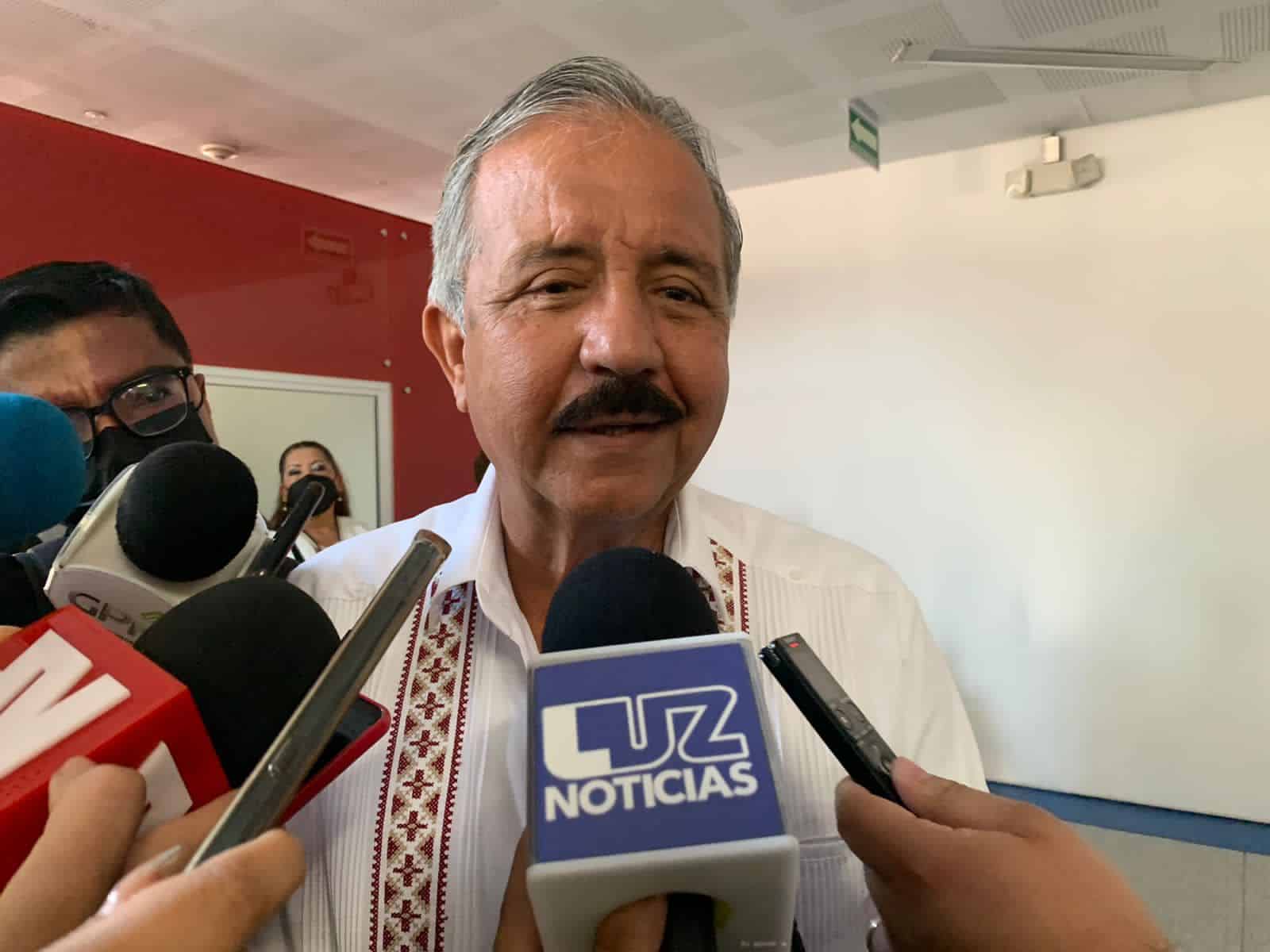 «Legalmente no me pueden quitar, pero si me descuido sí»: Estrada Ferreiro