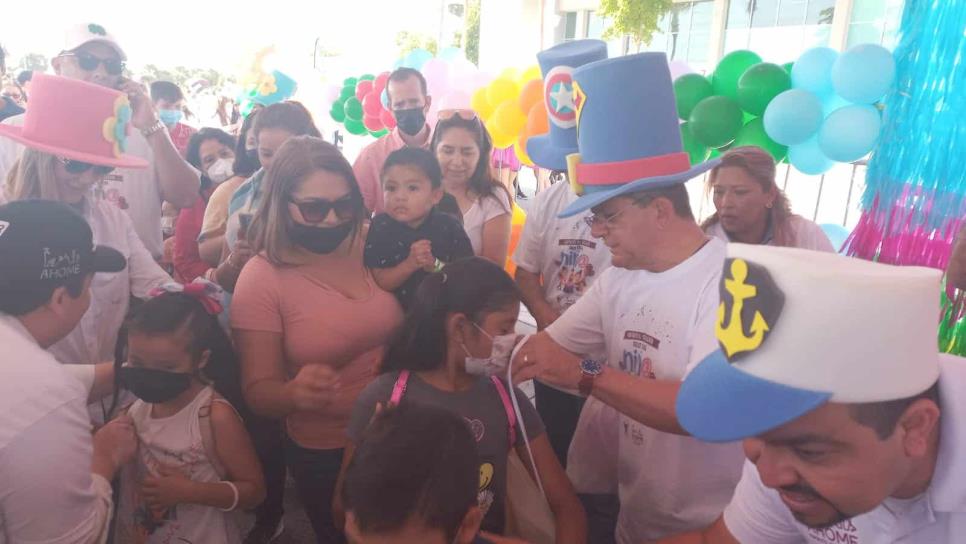 Más de 4 mil niñas y niños corren, brincan y juegan en su celebración