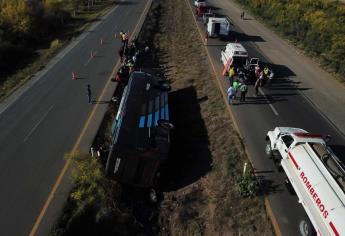 Camionazo en el Valle del Carrizo deja 19 jornaleros de Chiapas lesionados