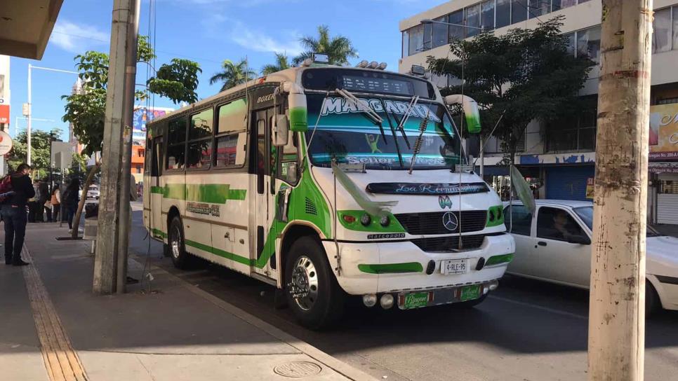 ¿Camioneros no respetan el descuento a estudiantes? Denúncialos con Vialidad y Transportes