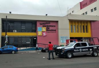 Niño de 6 años tropieza y se clava palo de madera en la mandíbula, en primaria