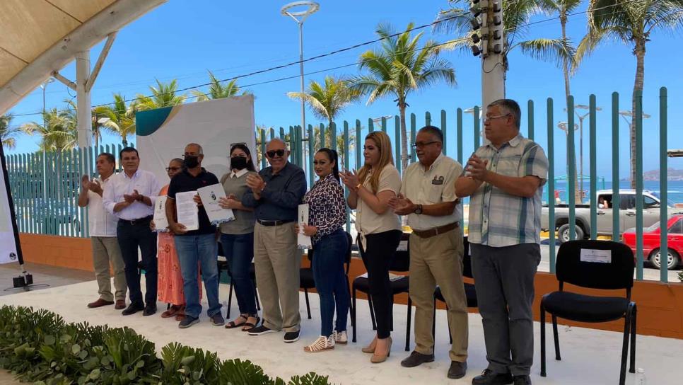 Entrega Gobierno Municipal 270 escrituras a familias mazatlecas