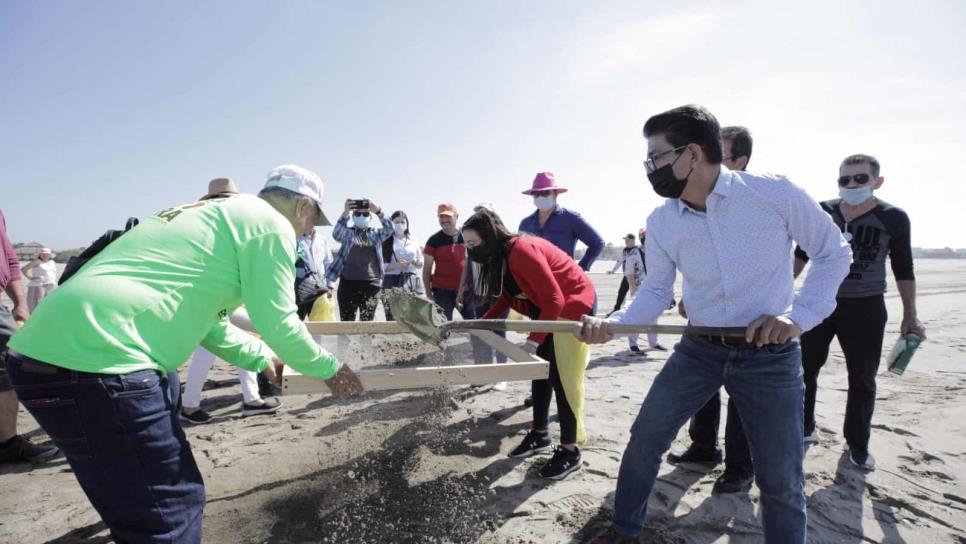 Ponen en marcha a nivel estatal limpieza de microplásticos en playa Las Glorias